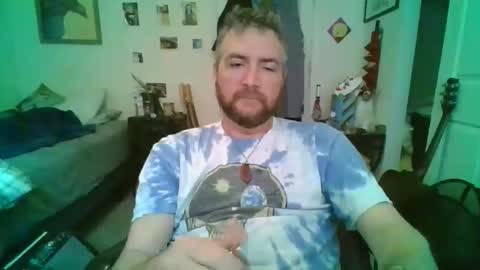Snapshot of njoefats420 chatting on 05/31/26, 10:44 njoefats420 online show from 05/31/26, 10:44