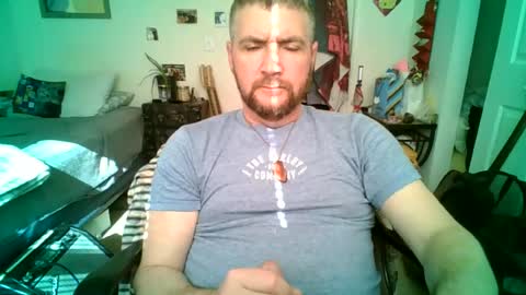 Snapshot of njoefats420 chatting on 06/16/26, 09:17 njoefats420 online show from 06/16/26, 09:17