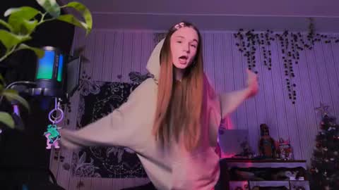 Snapshot of nloraaa chatting on 02/14/25, 12:51 Tears Lora online show from 02/14/25, 12:51