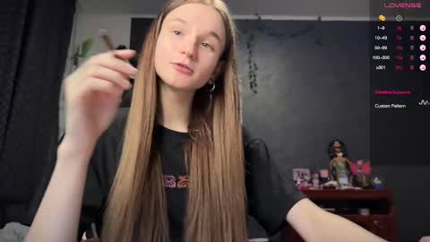 Snapshot of nloraaa chatting on 03/07/25, 01:20 Tears Lora online show from 03/07/25, 01:20