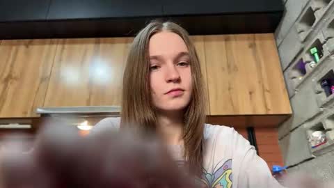 Snapshot of nloraaa chatting on 11/07/25, 09:31 Tears Lora online show from 11/07/25, 09:31