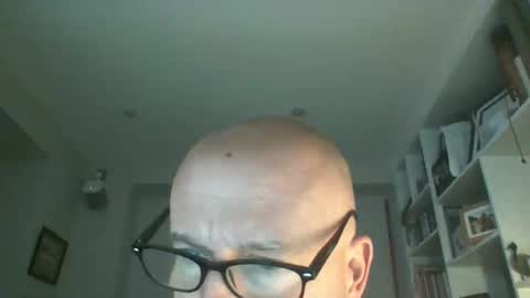 Snapshot of nmmm124347 chatting on 09/18/25, 09:55 nmmm124347 online show from 09/18/25, 09:55