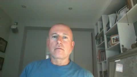 Snapshot of nmmm124347 chatting on 10/23/25, 12:26 nmmm124347 online show from 10/23/25, 12:26