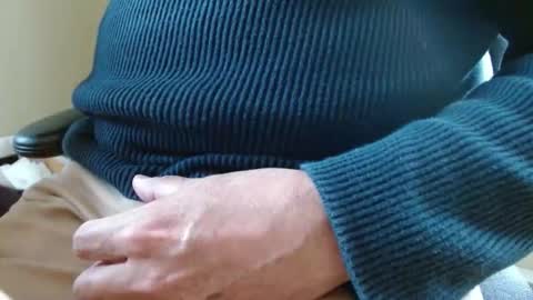 Snapshot of nmr21 chatting on 10/21/25, 08:20 nmr21 online show from 10/21/25, 08:20