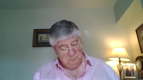 Snapshot of nn69uk chatting on 10/10/25, 11:42 NN69UK online show from 10/10/25, 11:42