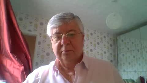 Snapshot of nn69uk chatting on 01/12/26, 01:05 NN69UK online show from 01/12/26, 01:05