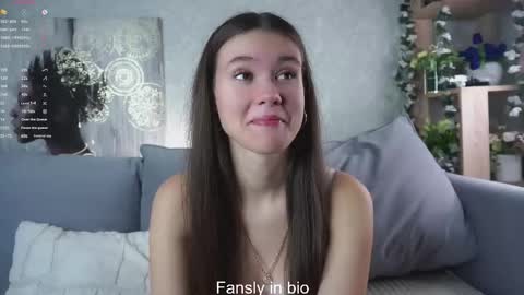 Snapshot of no_money_no_problem chatting on 10/26/25, 01:11 Xany online show from 10/26/25, 01:11