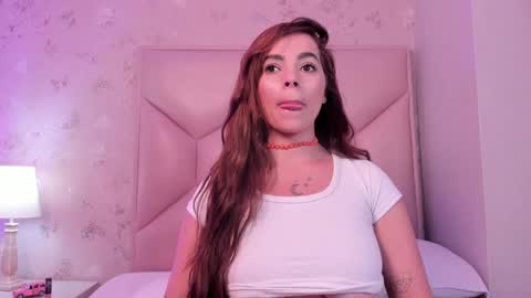   ambarsulliva  online show from 01/15/25, 05:47