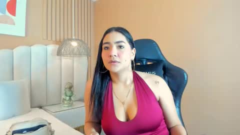 Noa online show from 11/30/25, 02:59