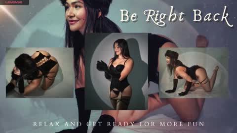 Snapshot of noa_moon chatting on 02/19/26, 03:02 Noa online show from 02/19/26, 03:02