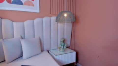 Snapshot of noa_moon chatting on 02/22/26, 02:34 Noa online show from 02/22/26, 02:34