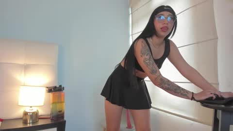 Snapshot of noa_paris chatting on 01/30/25, 04:24 Sophy online show from 01/30/25, 04:24