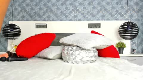 Snapshot of noabrowm chatting on 01/27/25, 03:39 noah online show from 01/27/25, 03:39