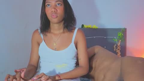 Snapshot of noabrowm chatting on 12/18/25, 12:38 noah online show from 12/18/25, 12:38