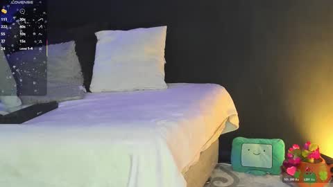 Noah  online show from 12/14/25, 03:23