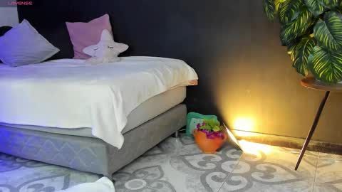 Noah  online show from 02/19/26, 03:24