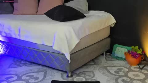 Noah  online show from 02/27/26, 03:28