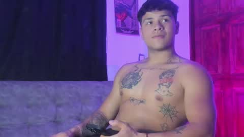 noah_223 online show from 02/24/26, 04:43