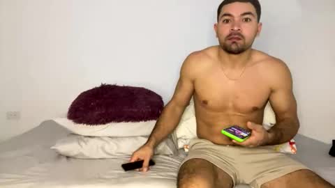 noah_3050 online show from 11/23/25, 09:53