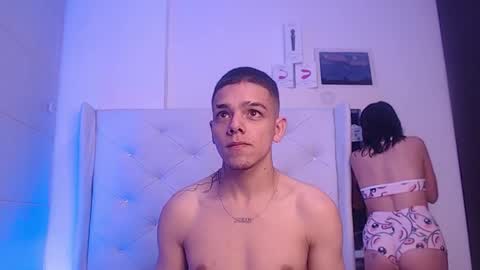 Zoe  online show from 12/04/25, 03:38