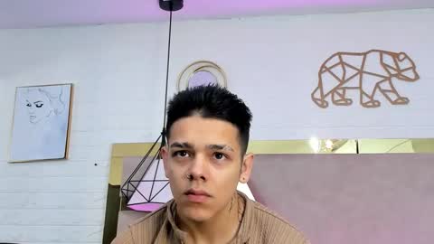 Zoe  online show from 02/06/26, 12:30