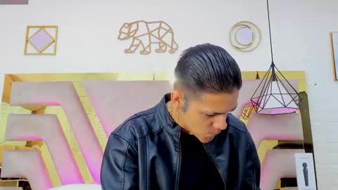 Zoe  online show from 03/04/26, 12:22