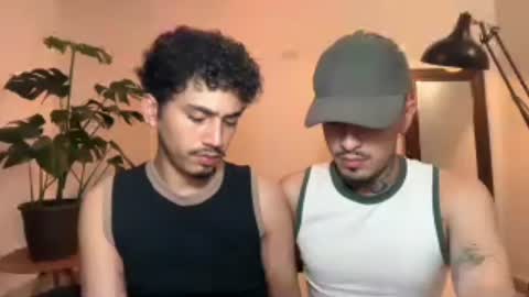 Snapshot of noah_and_steven chatting on 06/19/26, 01:32 noah_and_steven online show from 06/19/26, 01:32