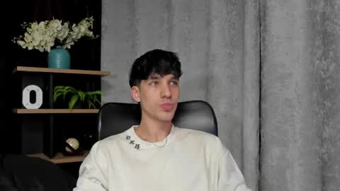 Noah Brigth online show from 02/14/25, 03:43