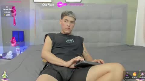 Snapshot of noah_carter66 chatting on 12/22/24, 12:49 noah online show from 12/22/24, 12:49