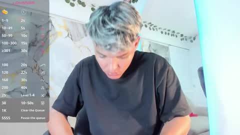 Snapshot of noah_carter66 chatting on 03/26/26, 02:17 noah online show from 03/26/26, 02:17