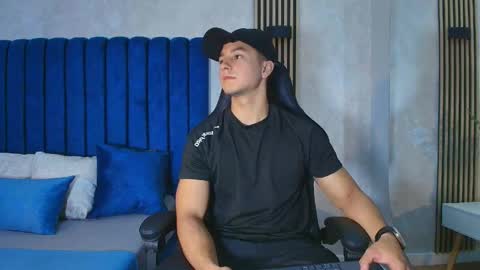 Snapshot of noah_clarkk chatting on 06/08/26, 05:35 Noah online show from 06/08/26, 05:35