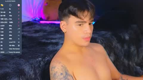 NOAH  online show from 10/22/25, 02:12