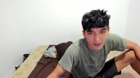 Snapshot of noah_curious chatting on 05/06/26, 12:30 NOAH online show from 05/06/26, 12:30