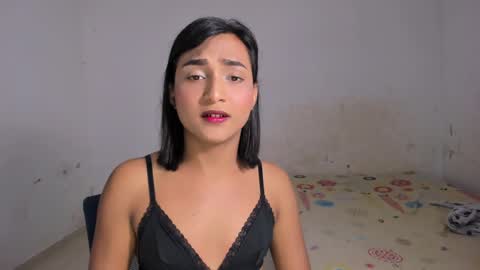 Snapshot of noah_cute18 chatting on 12/02/24, 08:00 Noah online show from 12/02/24, 08:00