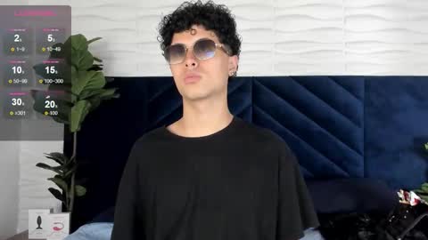Snapshot of noah_dupont_ chatting on 09/20/25, 07:15 noah_dupont_ online show from 09/20/25, 07:15