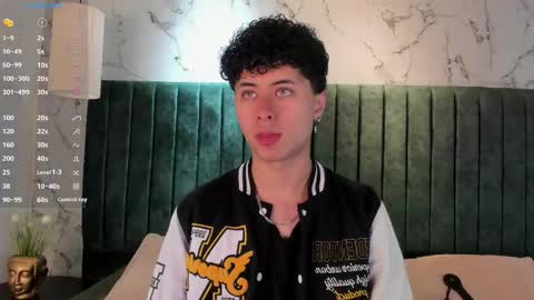 Snapshot of noah_dupont_ chatting on 10/20/25, 11:21 noah_dupont_ online show from 10/20/25, 11:21