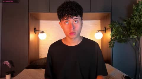 noah_dupont_ online show from 11/17/25, 11:38