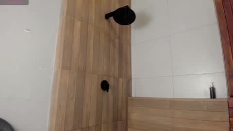 noah_dupont_ online show from 12/21/25, 11:17