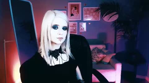 REAL name LiaDM are always open online show from 10/18/25, 02:40