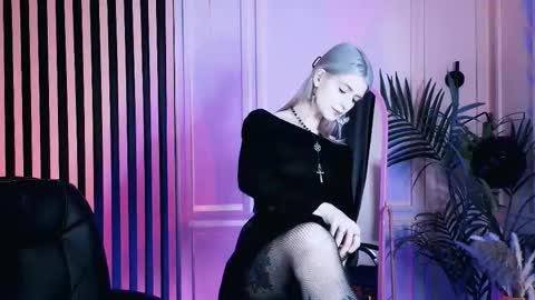 REAL name LiaDM are always open online show from 02/11/26, 02:44