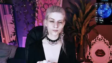 Snapshot of noah_elmer chatting on 05/19/26, 04:35 REAL name LiaDM are always open online show from 05/19/26, 04:35
