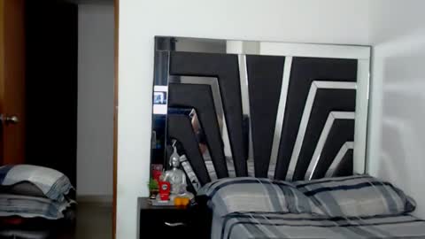 Noah Harris01 online show from 12/05/24, 10:01