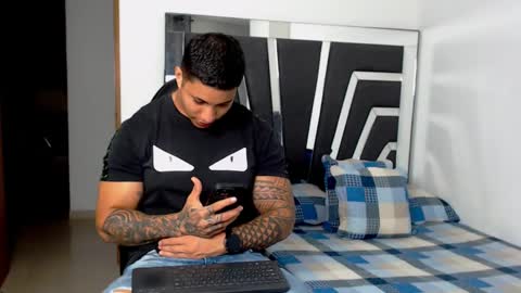 Noah Harris01 online show from 03/11/25, 01:37