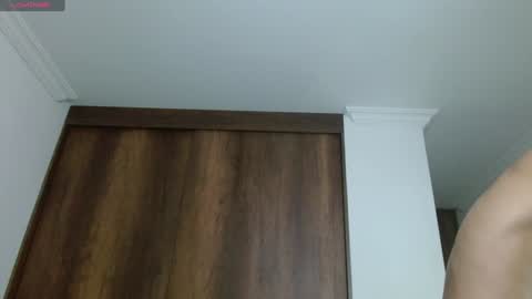 Snapshot of noah_jhonsonn chatting on 02/02/25, 04:32 Noah online show from 02/02/25, 04:32