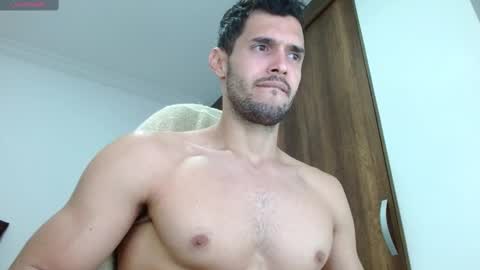 Snapshot of noah_jhonsonn chatting on 03/10/25, 04:03 Noah online show from 03/10/25, 04:03