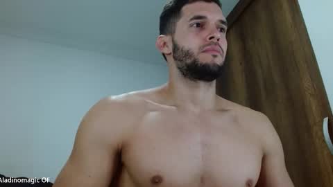 Snapshot of noah_jhonsonn chatting on 11/21/25, 11:20 Noah online show from 11/21/25, 11:20