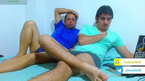 noah_meyer_ online show from 11/06/25, 02:23