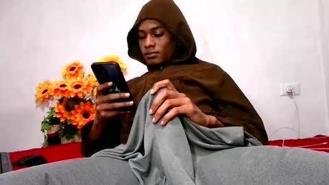 Noah Millers online show from 12/19/25, 07:10