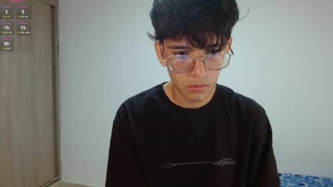 Snapshot of noah_millerx_ chatting on 05/27/26, 03:03 noah online show from 05/27/26, 03:03