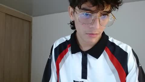 Snapshot of noah_millerx_ chatting on 06/18/26, 08:13 noah online show from 06/18/26, 08:13